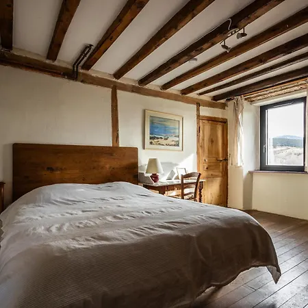 Cal Pai Guest house *